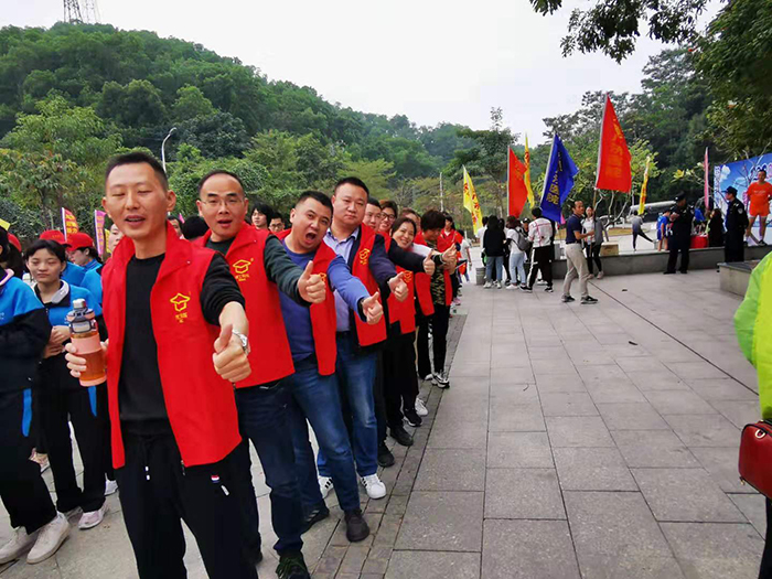 宅男导航网址长跑成员，凤岗迎新长跑活动中
